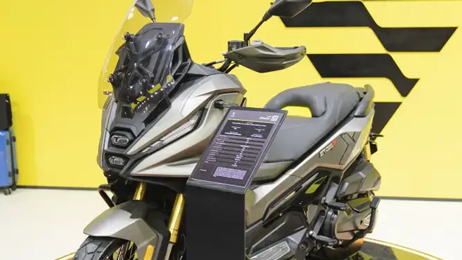 Voge SR450X | EICMA 2025