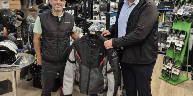 Παράδοση 10ου Giveaway – Πατμανίδης Α.Ε. & VOGE Moto Club Hellas